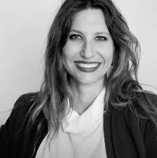 Marion Zeller's Instagram, Twitter & Facebook