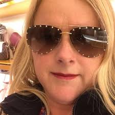 What are some nice smaller towns in middle Tennessee with good schools and  affordability?