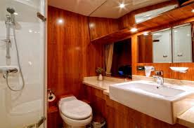 Horizon services has been serving the area since 1989, offering quality services at affordable rates. Yacht For Sale Horizon 97 Motor Yachts Azimut Yachts