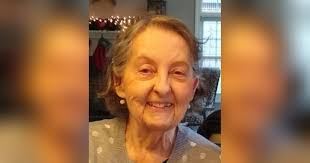 Dee Stallings's Instagram, Twitter & Facebook