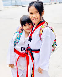 60 213 477 tykkäystä · 69 892 puhuu tästä. Biasakan Peluk Cium Cara Dr Sheikh Muszaphar Erat Hubungan Anak Anak Pa Ma