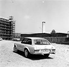 Mercedes 230 Sl Shooting Brake By Frua Shooting Brake Mercedes Benz Mercedes Benz Maybach