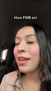 Amy Carreon's Instagram, Twitter & Facebook