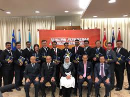 Dorsett putrajaya 4★ lot 3 (lot 3c5) precinct 3, wilayah persekutuan, putrajaya. Kpkt On Twitter Ybm Zuraida My Turut Sempat Beramah Mesra Bersama Presiden Presiden Baru Tribunal Perumahan Dan Pengurusan Strata Selepas Penyampaian Watikah Pelantikan Https T Co Ctx2eldt9u