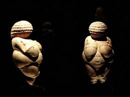 Art Dgc Prehistoric Art Venus Of Willendorf Analysis By Lamis Hassim It seems that forming figurative shapes out of natural materials has always been with us.