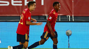 Spanish defender diego llorente believes the team's. Black Players Who Played For Spain Hanging By Futbol