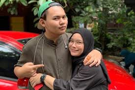Anita is the only child of actor and director s. Malaysian Singer Nora S Son Alif Johan Found Dead At Age 20 Hype Malaysia