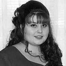 Lisa Duarte's Instagram, Twitter & Facebook