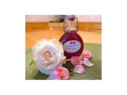 Rosenwasser Und Rosensirup Rezept In 2020 Rosensirup Rosen Sirup Rosenwasser