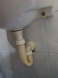 Toilet plumbing problems and solutions. Siphon Clogged The Cause And The Solution From 87 75 Incl Vat Call 06 28791793