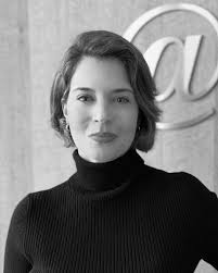 Kristen Olson, Broker