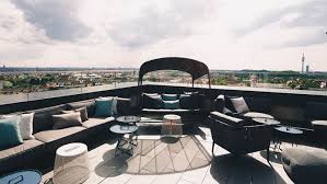 11 Dachterrassen In Munchen Von Denen Ihr Die Aussicht Geniessen Konnt Mit Vergnugen Munchen