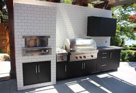 This Is Probably My Favorite In That It S Simple And Clean And Seems Like It Would Allow Grey Tile Kitchen Floor Kitchen Designs Layout Outdoor Kitchen Design