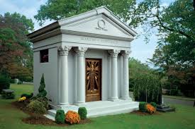 Estate Monument Bronze Door With Engraving Of Jesus Columns And Wreath Mausoleum Monument Columbarium