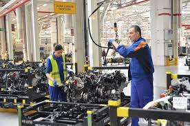 Locuri de munca pentru orice nivel de cariera si experienta in. Video Ford A Fabricat Motorul Cu Numarul 400 000 La Uzina Din Craiova 0 100 Ro