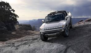 Availability of connected access and any of its services are dependent on. Gmc Reveals The Hummer Ev 1 000 Hp 350 Mile Range And 0 60 In Around 3 Seconds Techcrunch