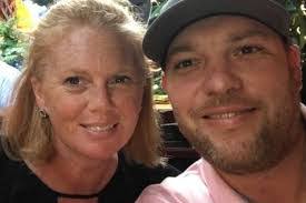 Robin Mcginnis's Instagram, Twitter & Facebook