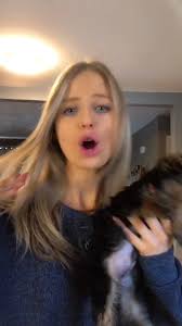 lilly hayes (@lilhayes16)