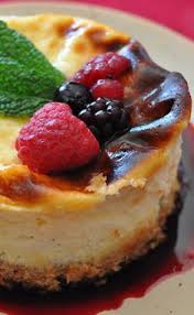 Cover pan, transfer to refrigerator, and allow to cool 4 hours or up to overnight. 52 Idees De Cheesecake Cheesecake Facile Cheesecake Recette Cheesecake