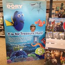 Vicky Markham (@vkmarkham)