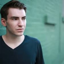 Stream Thomas Priest music