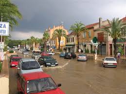 See more of la londe les maures tourisme on facebook. Inondation Sous Les Palmiers Photolive Toutes Les Photos Meteo En Temps Reel Infoclimat