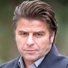 Guarda Notruf Hafenkante in streaming