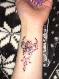 Lotus Crescent Moon Lotus Tattoo Moon And Lotus Tattoo Random Tattoo