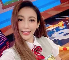 Kai Le posted an apology late at night and confirmed the "Pig Butterfly  Love" rumors, and Sister Butterfly became a "Little Three"!