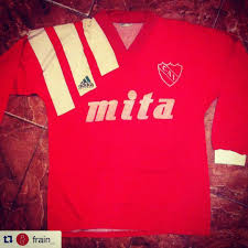 2006 war der angreifer von seinem jugendverein club atlético independiente für rund 22. Pin Auf Dibujo
