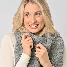 Knitting Kit for Beginners. Linda Chunky Scarf Knit Kit. Beginners Knitting  Pattern by Wool Couture.