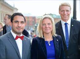 Shekarabi ist seit dem oktober 2013 minister . Datei Ardalan Shekarabi Magdalena Andersson Per Bolund Jpg Wikipedia