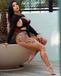 Kayla Rossi : rWrestleFeetTwo