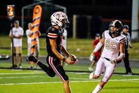 PHOTO GALLERY: Chiefs come back, defeat Pioneers