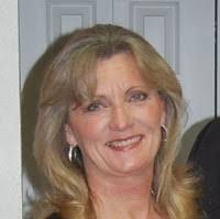 Kirsten Gross's Instagram, Twitter & Facebook