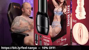 Solo Blonde Fuck Doll Aimee Rox Is Masturbating In Vr Porn Videos: Gay XXX  2025 | xHamster