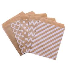 Papel de regalo bicolor para cualquier ocasión y destinatario (50cm x 70cm), una cortadora de papel, puntos adhesivos, cinta. Bolsas De Papel Kraft Para Regalos Bolsitas Para Bodas Cumpleanos Galletas Comida Insumos Para Envolver Regalos 18x13cm Envoltorios Y Bolsas De Regalo Aliexpress