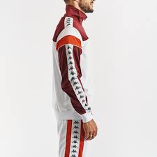 Kappa, the italian reference in sport & lifestyle welcome to the official kappa kappa is the official kit supplier of several professional football teams in europe, such as real betis. Kappa Merez 222 Banda Jacke Rot Dressinn