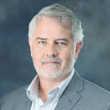 Arley Smith's Instagram, Twitter & Facebook