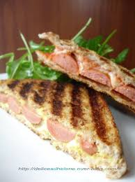 Croque Hot Dog Les Delices D Helene Recettes De Cuisine Recette Recette Croquant