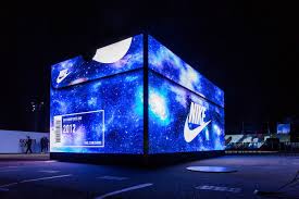 Check Out This Behance Project Nike Snkrs Box San Francisco Https Www Behance Net Gallery 55174913 Nike Interactive Retail Digital Retail Digital Signage