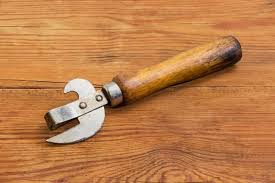 How to properly use a can opener(tutorial).i just discovered we have been opening our cans wrong for the longest time. 10 Different Types Of Can Openers Home Stratosphere