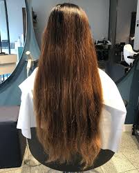 Difficili da gestire e pettinare, per molte donne i capelli crespi sono un problema all’ordine del giorno. Rimedi Per Capelli Robi Acconciature Casatenovo