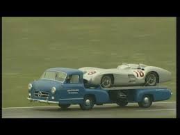 Mercedes Renntransporter Aus Den 50er Jahren Youtube Renntransporter Mercedes Transporter