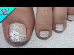 El tratamiento de reconstrucción de uñas está indicado para aquellas personas que no se sienten cómodas mostrando sus pies por la apariencia este complejo les produce limitaciones a la hora de elegir el calzado o de mostrar sus pies en lugares como la playa y la reconstrucción de uñas puede. Modelos De Unas De Los Pies Sencillas Modelos De Unas