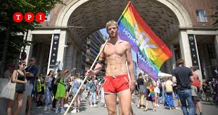 Budapest pride parade sees anger directed at hungary's government; Fou6qklk7svobm