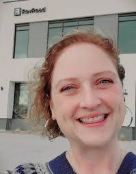 Kim Keeley's Instagram, Twitter & Facebook