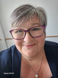 Hi everyone Just thought I would introduce myself. I'm Paula, and I'm the  owner of Enlighten Beauty and Therapy Training. At Enlighten we focus