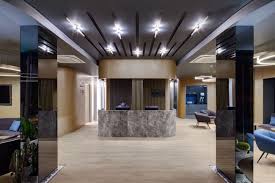 Bati Orthodontic Dental Polyclinic Slasharchitects In 2020 Dentist Office Design Dental Office Design Dental