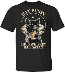 Cat eat pussy